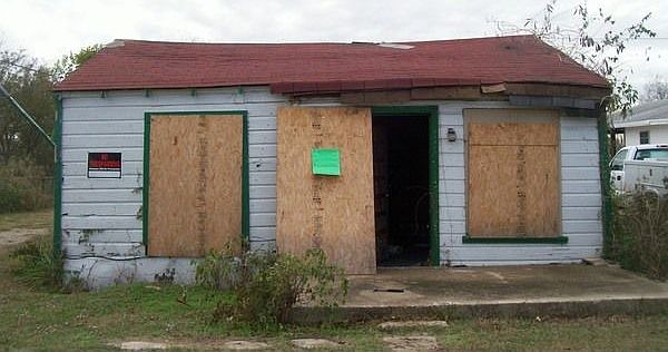 1st image of 8010 S Nassau Cir