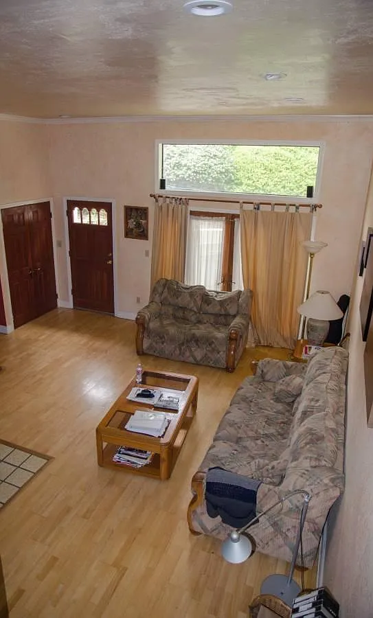 3 bed, 2.5 bath, 1710 sqft, $4,800 — Photo 4