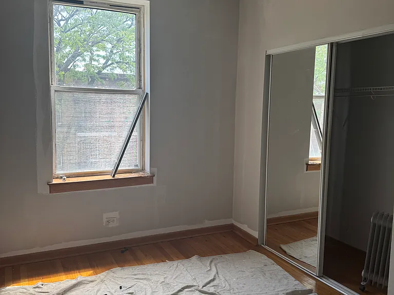 642-1 W Buckingham Pl #2W — Photo 12