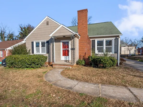 3223 Anderson Dr, Winston Salem, NC 27127