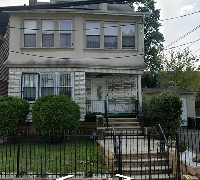 86 Mapes Ave #1 — Photo 1