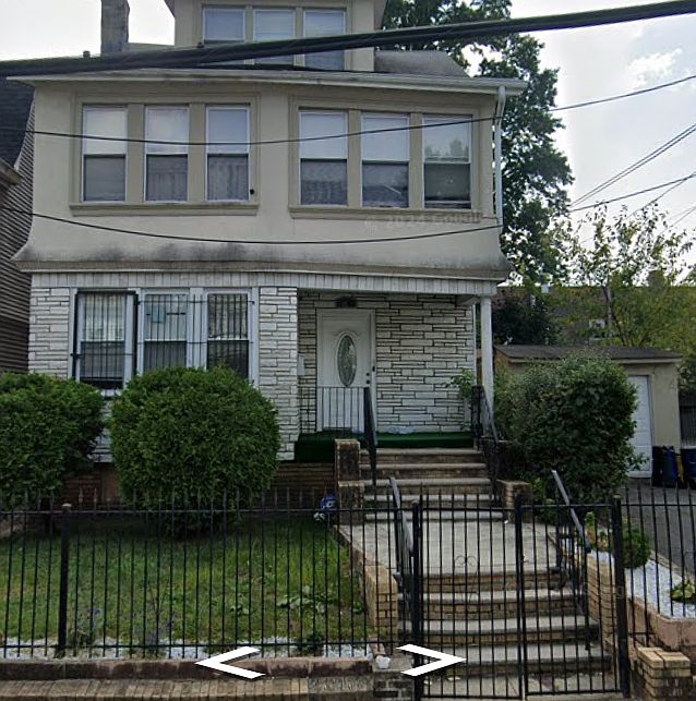 1st image of 86 Mapes Ave Floor 1