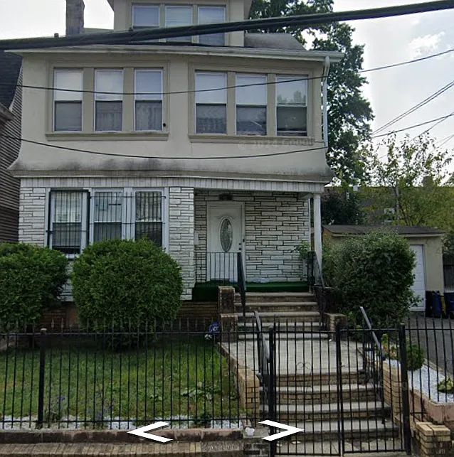 86 Mapes Ave #1