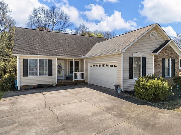2nd image of 139 Cherrywood Rd