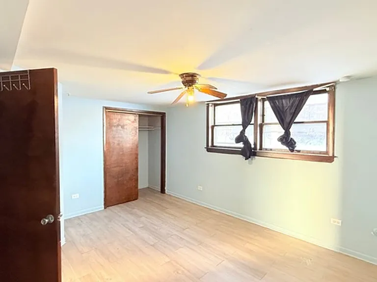15020 Woodlawn Ave — Photo 4