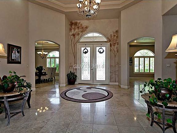 2nd image of 2259 Casa Bella Ct