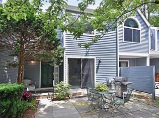 118 Valleyview Rd, Irvington, NY 10533