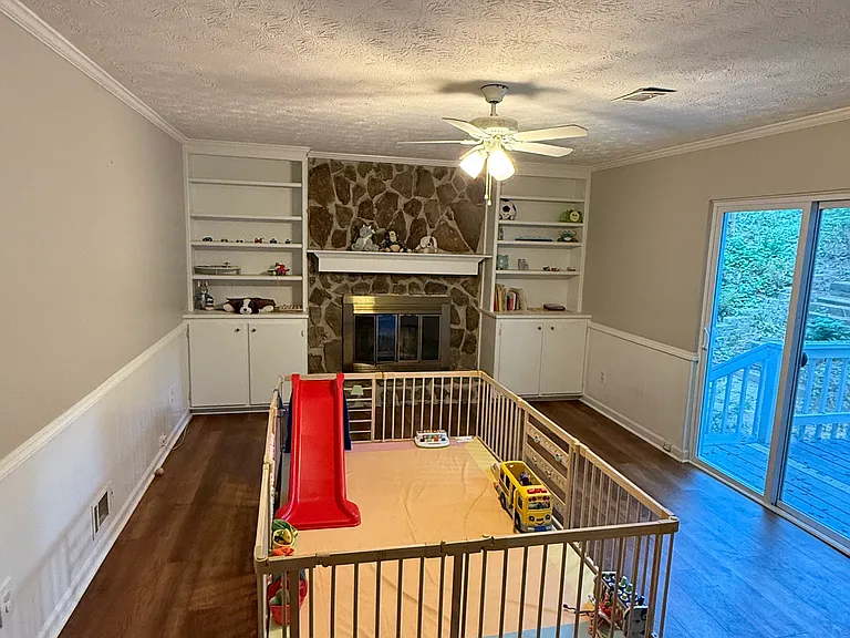 4500 Woodlawn Lake Dr — Photo 20