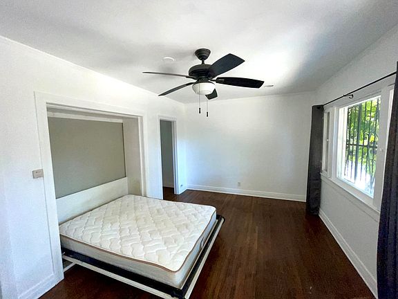 2nd image of 402 Micheltorena St Unit 1/2