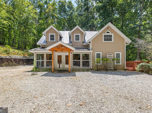 530 N Quail Trl, Clarkesville, GA 30523