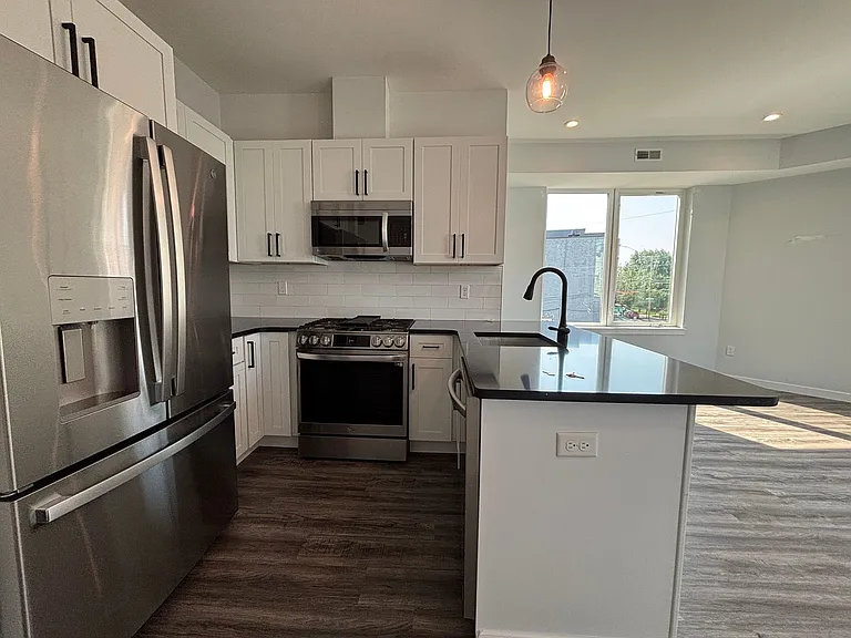 2301 Frankford Ave — Photo 41