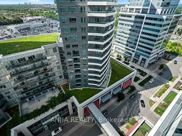 7165 Yonge St, Markham, ON