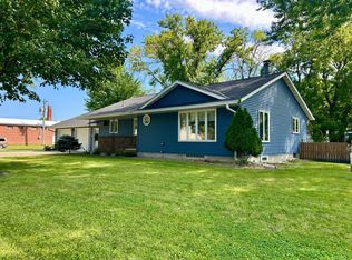 202 7th Ave SW, Arlington, MN 55307