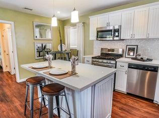 4060 E 14th St, Long Beach, CA 90804