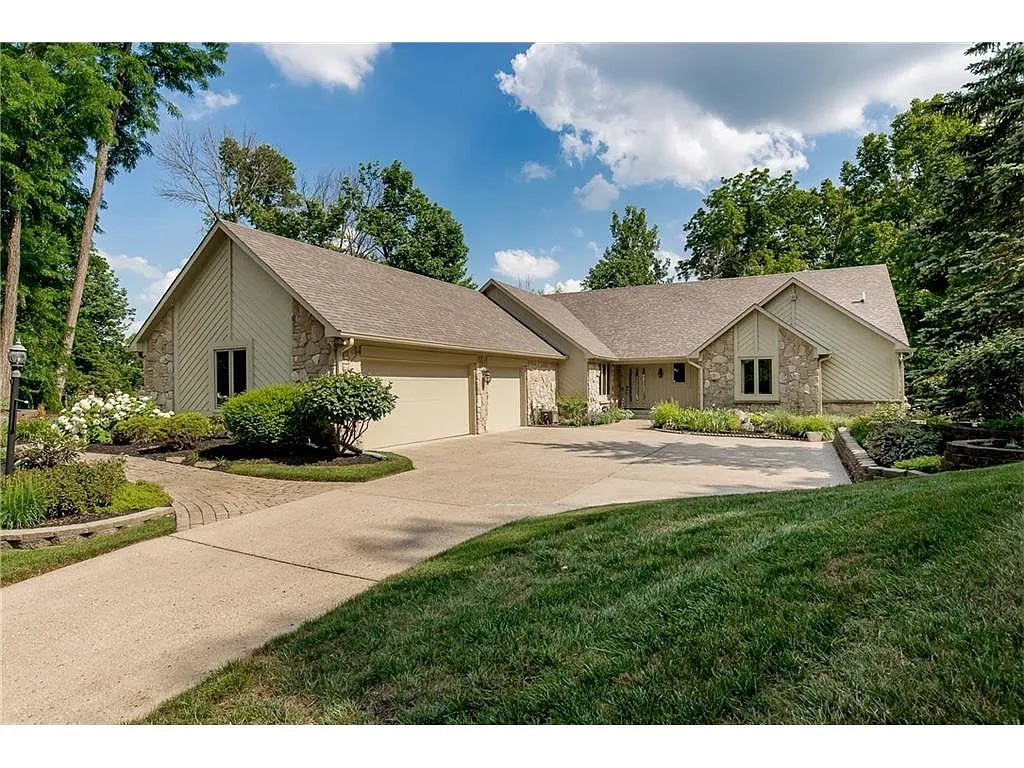 8705 Flagship Cir photo 1