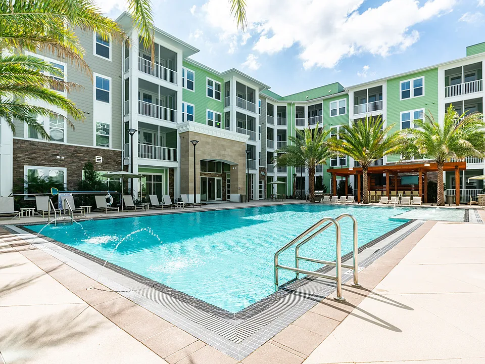 Trails at Hunters Lake apartments community photo