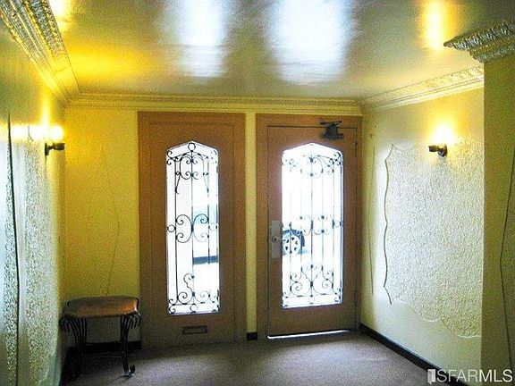 2nd image of 225 11th Ave