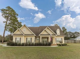 12 Solomon Rd, Headland, AL 36345