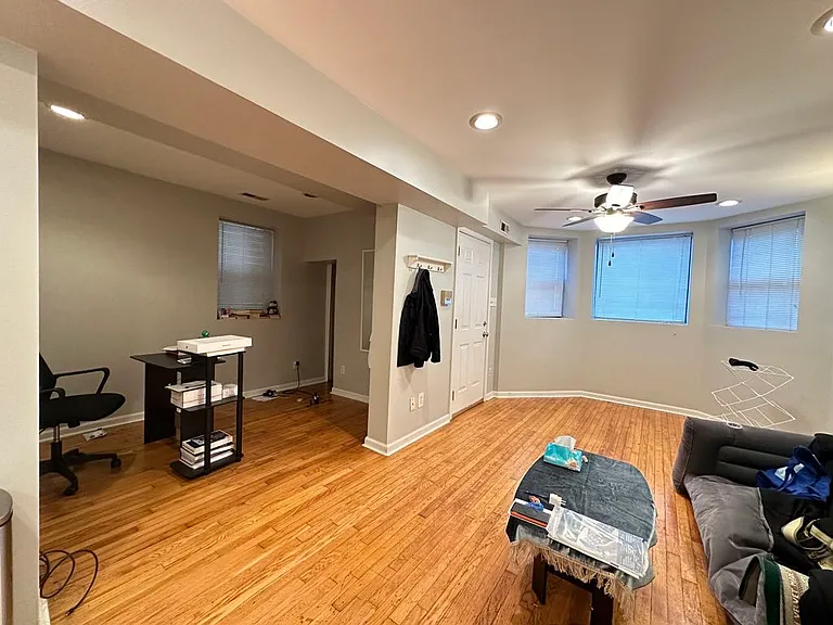 1326 N Claremont Ave #6H — Photo 9
