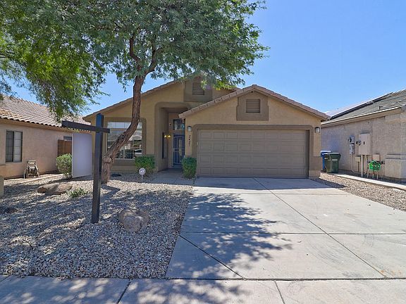 3rd image of 2427 E Morrow Dr
