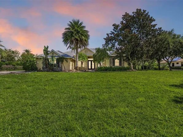 22575 Morning Glory Cir, Bradenton, FL 34202