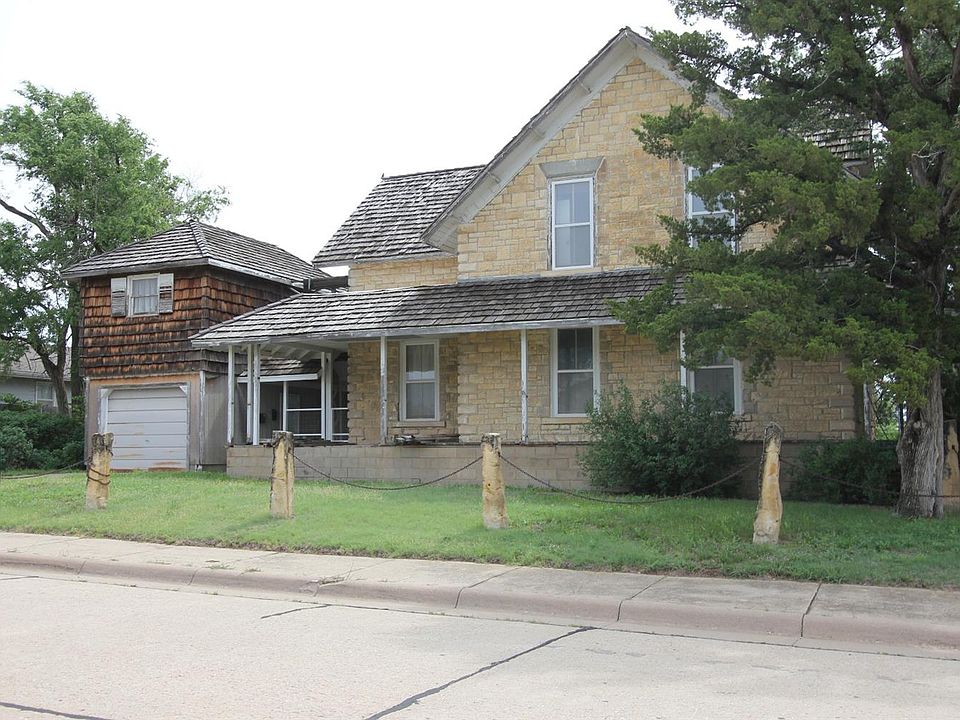 1st image of 2704 Woodrow Ct