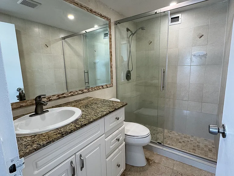 905 Brickell Bay Dr #928 — Photo 13