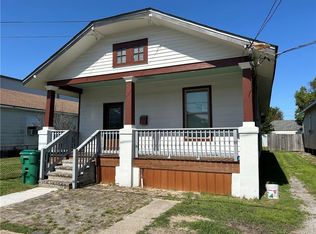 417 Chalmette St, Harvey, LA 70058