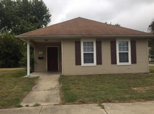 1462 3rd Ave, Terre Haute, IN 47807