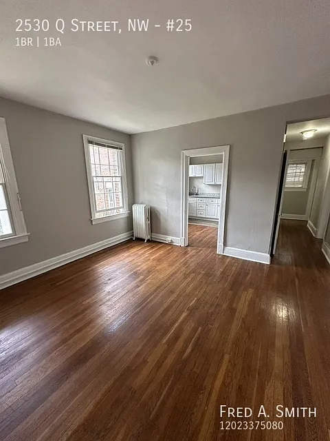 1 Bedroom + Den Unit Available Now in Georgetown/Dupont — Photo 2