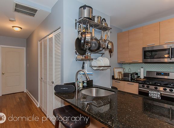 5th image of 5715 N Kimball Ave