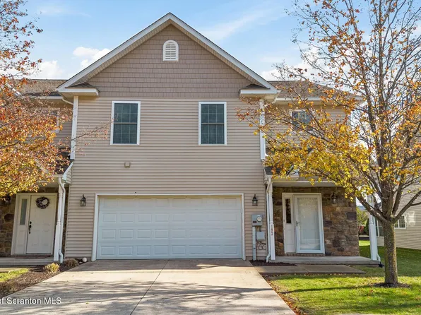 192 Shadow Wood Cir, Archbald, PA 18403