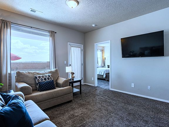 4th image of 606 Turmalina Dr SE