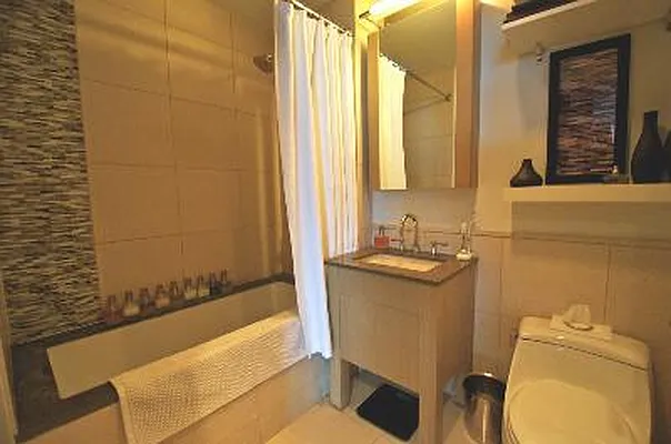 Rented by Corcoran | media 8