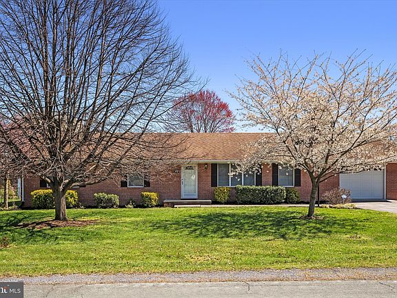 2nd image of 108 Wakeland Dr