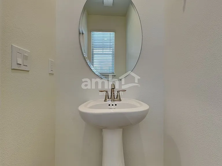 971 Grafton Ridge Dr — Photo 10
