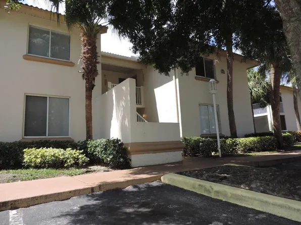 12104 Glenmoor Dr, West Palm Beach, FL