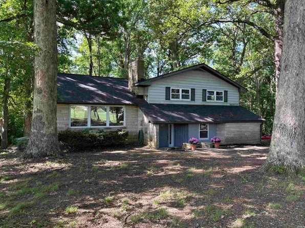 2429 Koring Rd, Evansville, IN 47720