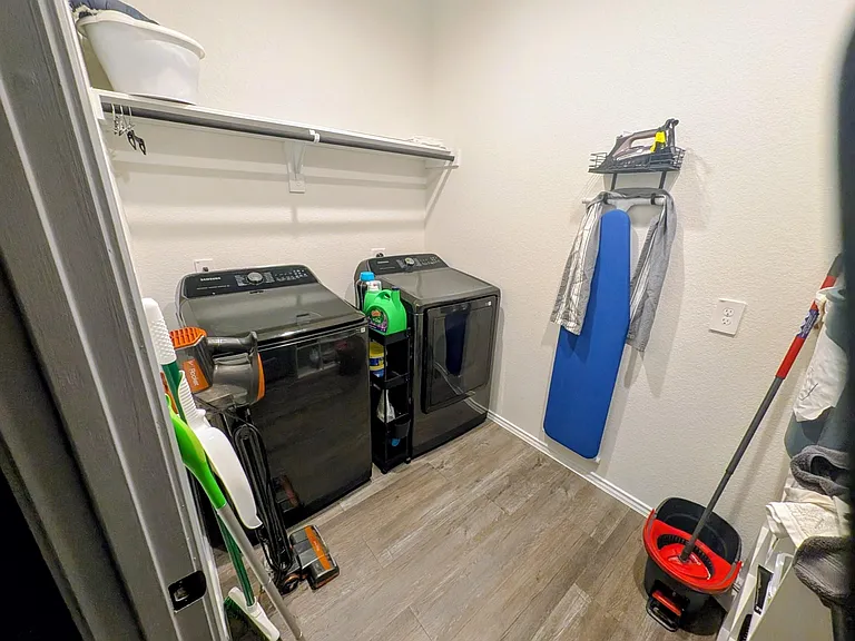 4988 Blue Beetle Ridge Dr — Photo 26
