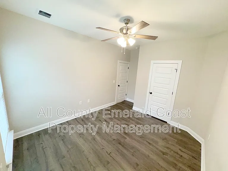 282 Magnolia St — Photo 34