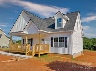 210 Spring St, Ellenboro, NC 28040