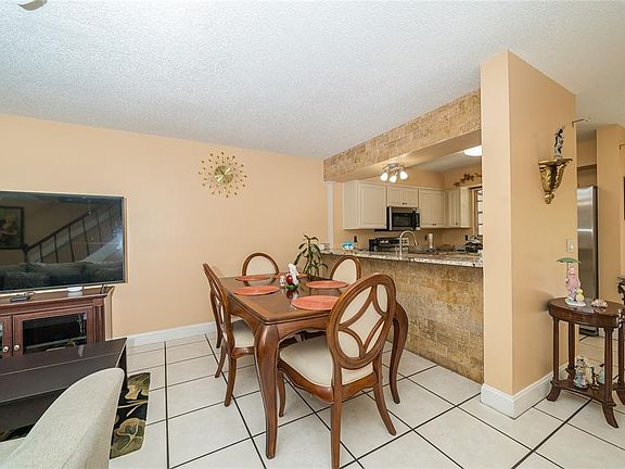 5th image of 14015 Lemon Valley Pl