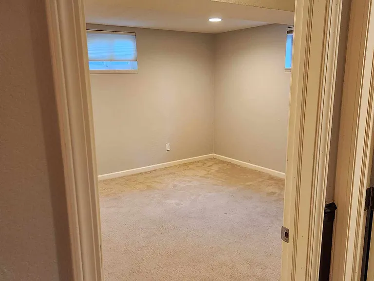 Downstairs bedroom #5