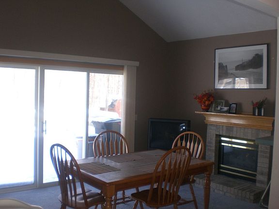3rd image of 5223 Hanover Dr