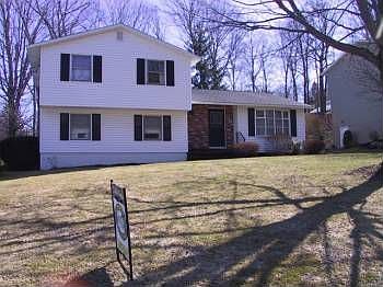 2nd image of 201 Emann Dr