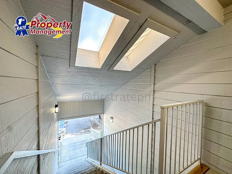 4721 W Pasadena Ln #202 — Photo 3