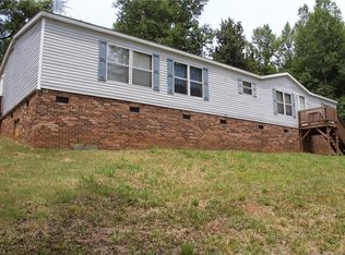 4259 Spoon Loop Rd, Liberty, NC 27298