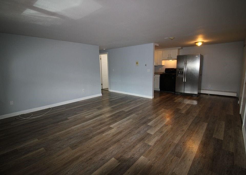 1st image of 27 Gillen Ave APT 205A