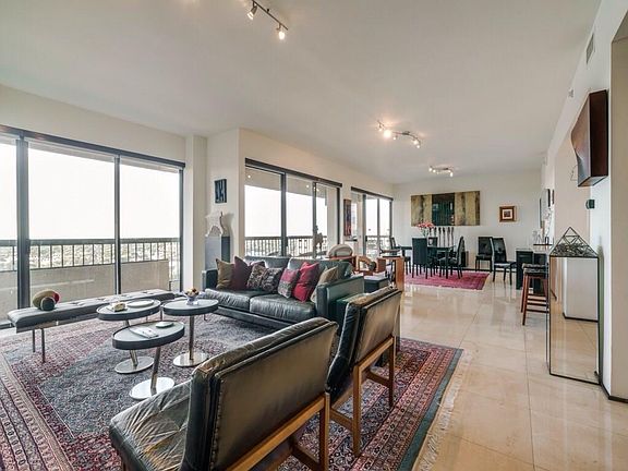 3rd image of 3831 Turtle Creek Blvd APT 22C