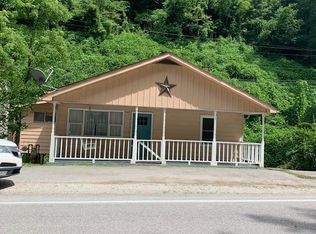 9307 Ky Highway 476, Dwarf, KY 41739